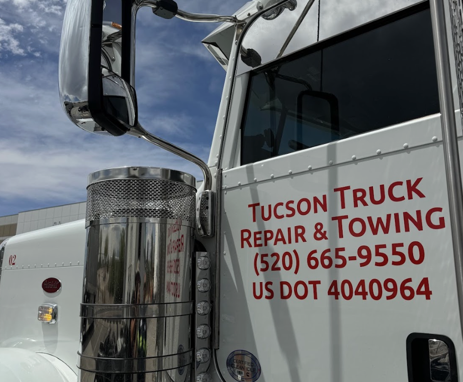 How Heavy Duty Towing Helps Tucson Semi Trucks in Crisis